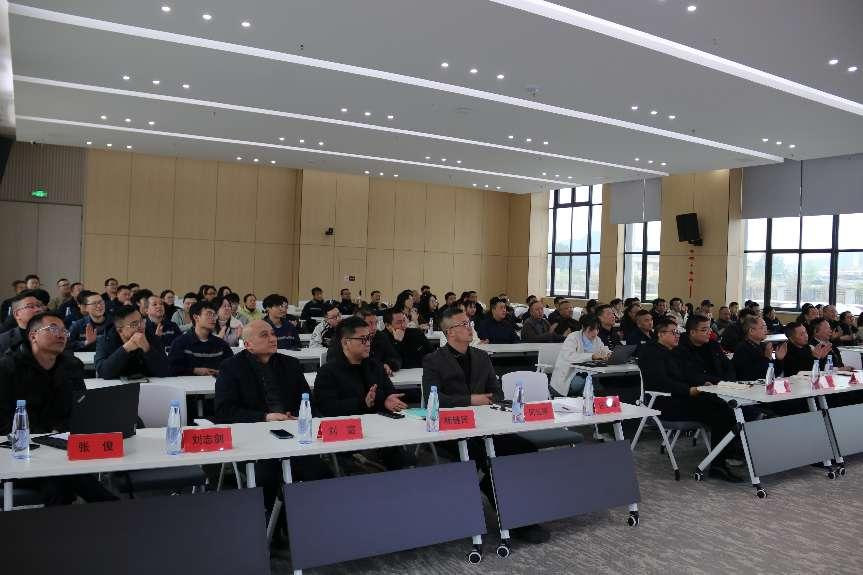 人才強企 · 創新管理